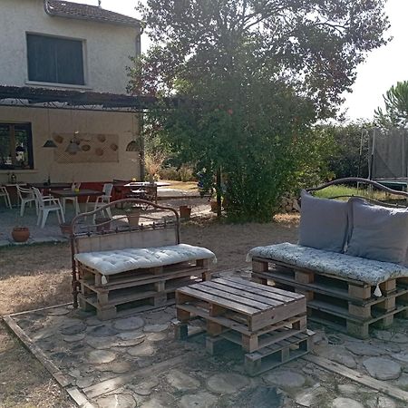 L'Esperluette En Camargue Bed & Breakfast Uchaud ภายนอก รูปภาพ