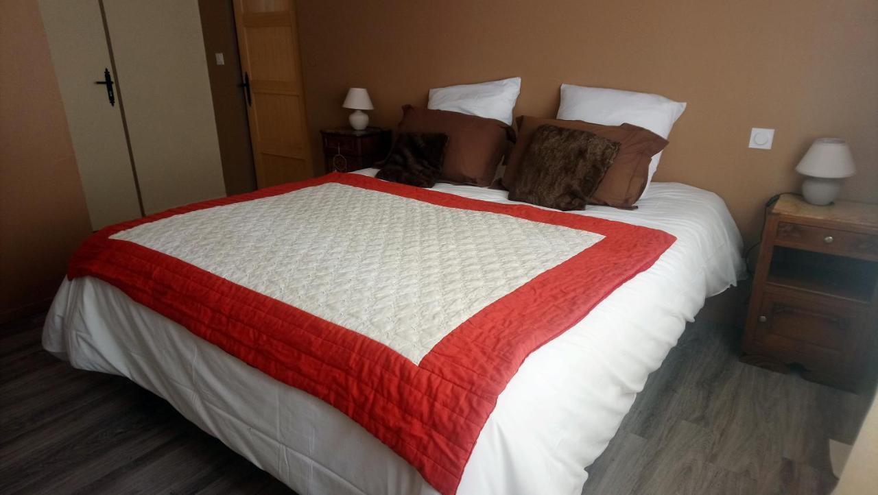 L'Esperluette En Camargue Bed & Breakfast Uchaud ภายนอก รูปภาพ