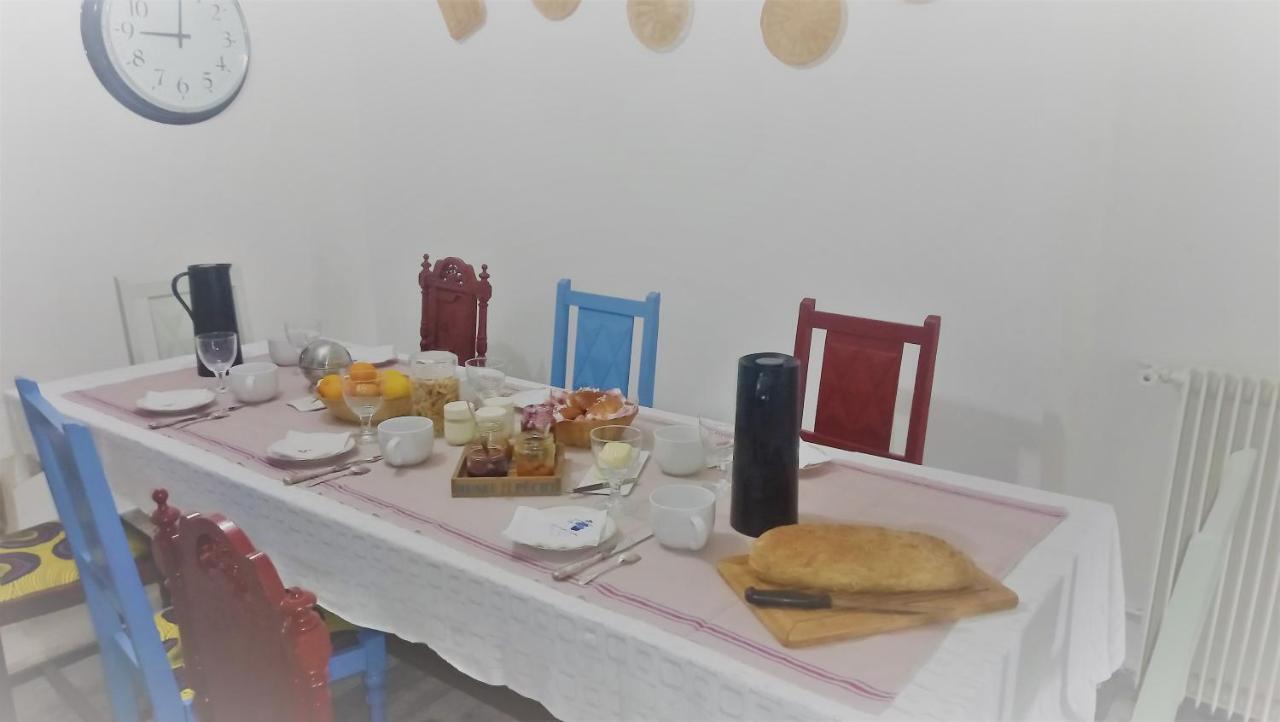 L'Esperluette En Camargue Bed & Breakfast Uchaud ภายนอก รูปภาพ